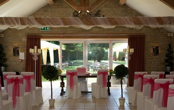 The Tally Ho Hotel - B&B Bicester Buitenkant foto